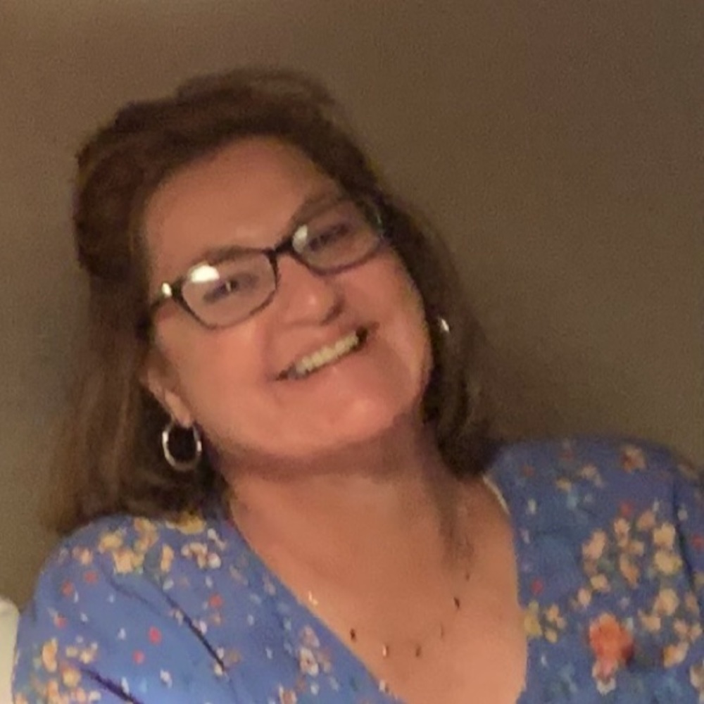 Meet your Posher, Laurie